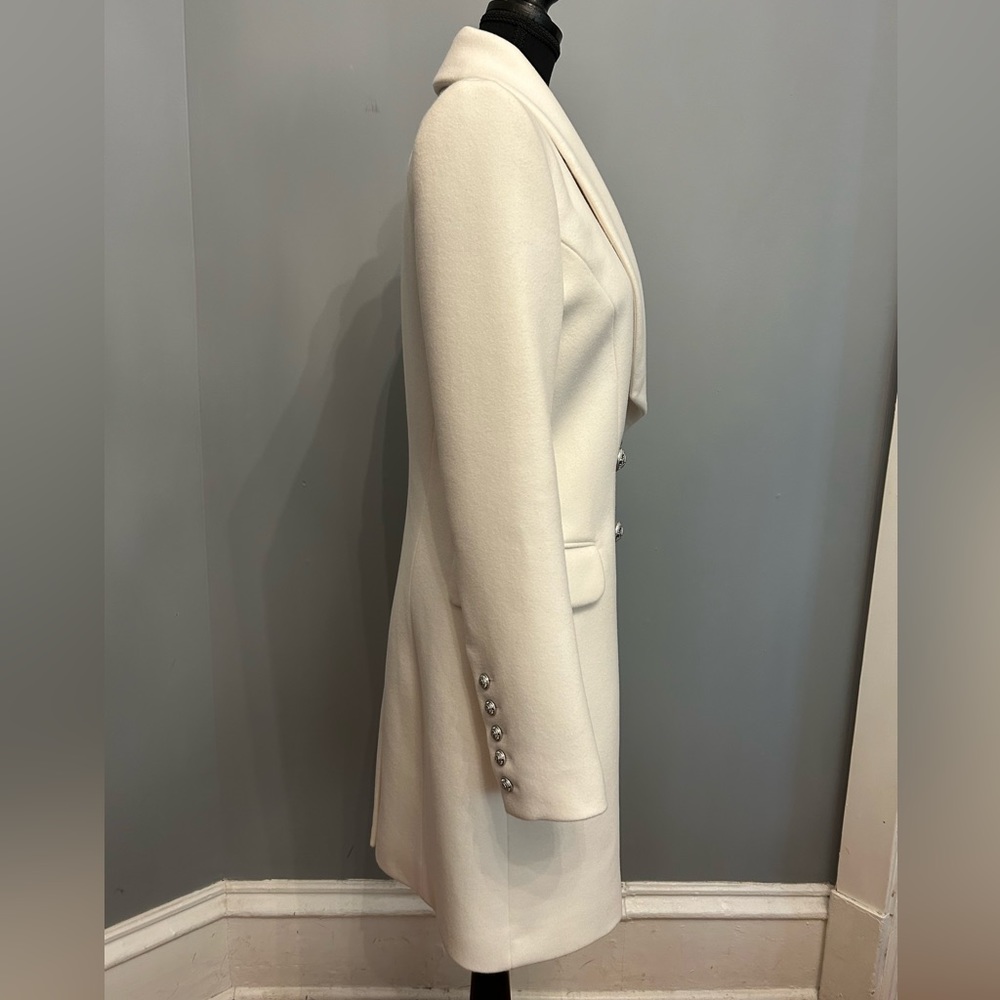BALMAIN White Double-Breasted Wool Coat, size FR38 (US8) - Picture 2 of 12